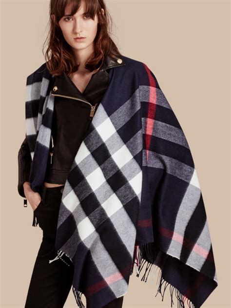 Women's Burberry Capes & Ponchos .